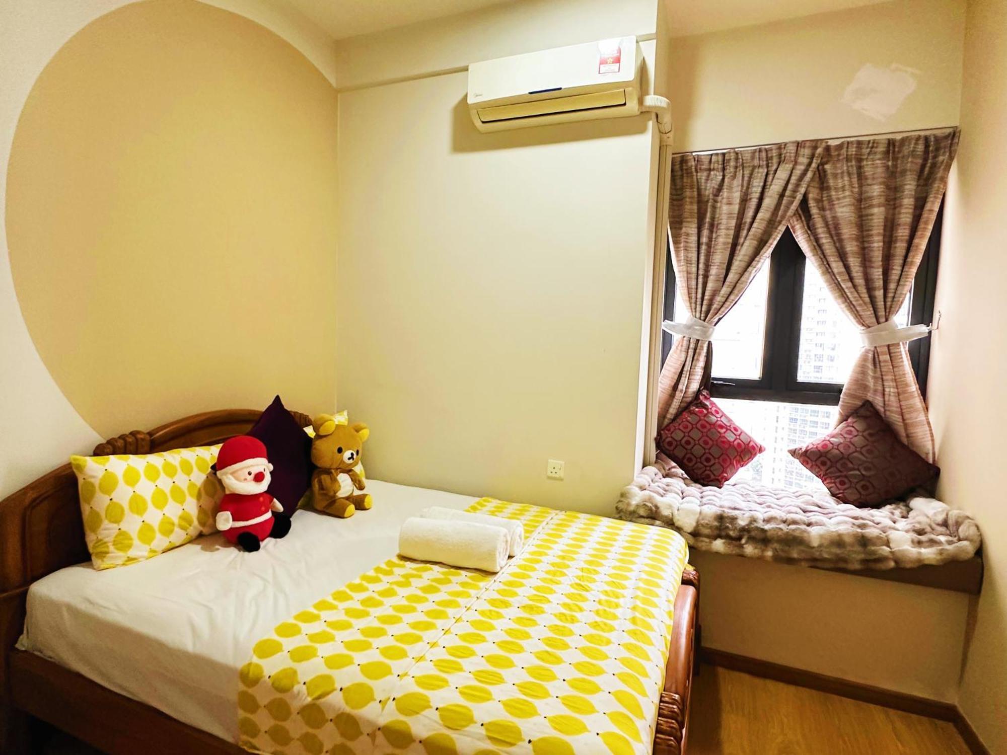 Pangsapuri 海景套房 3房3厕 可8-12人danga Bay Country Garden Yi Jia名宿 *